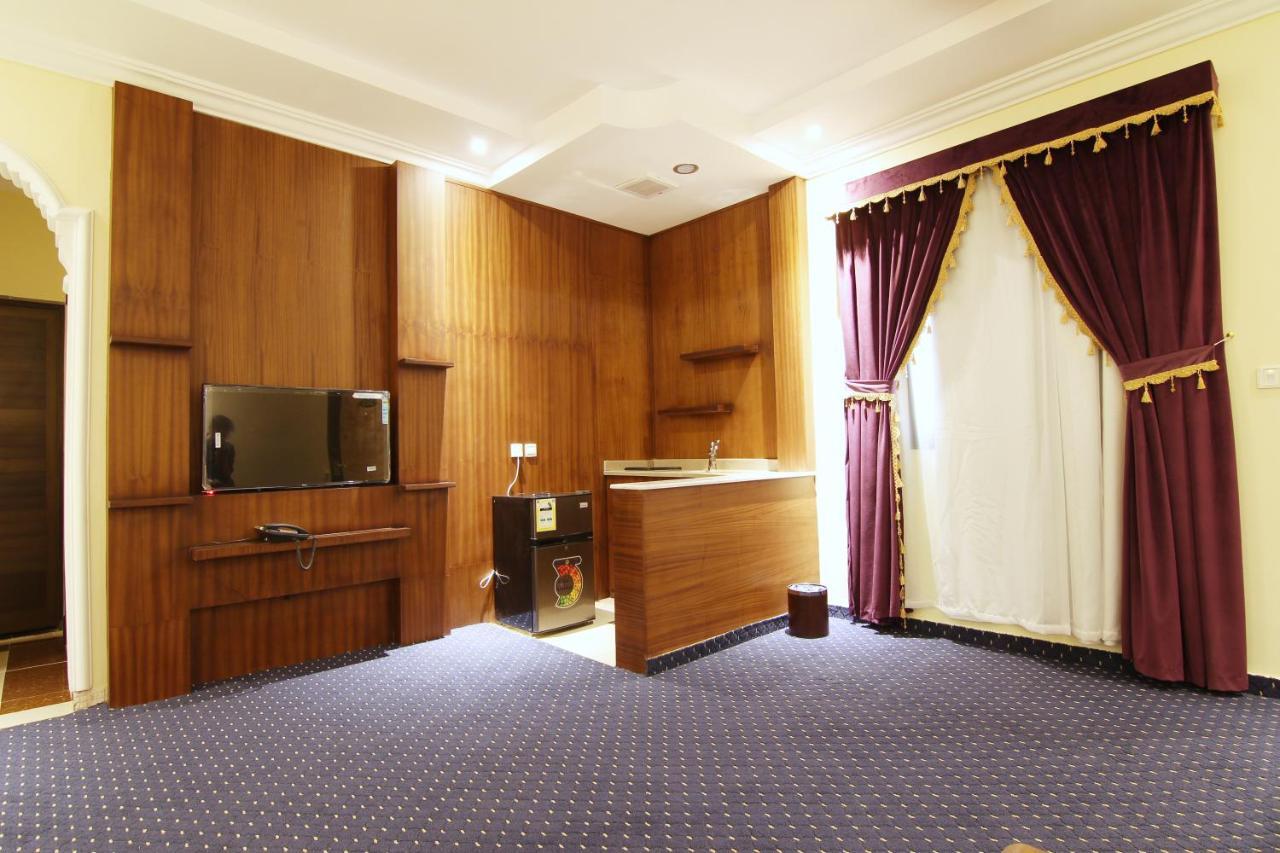 هذا منزلى الحمراء Riade Exterior foto